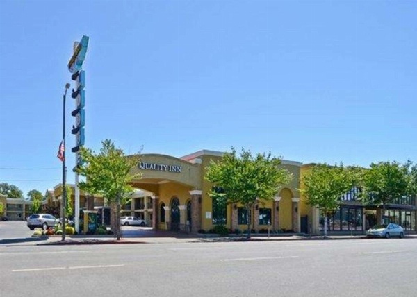 Quality Inn Near Chico State image 1